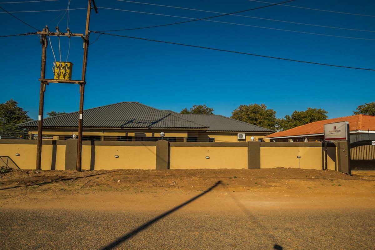 Peaconwood Boutique Villa Palapye ภายนอก รูปภาพ