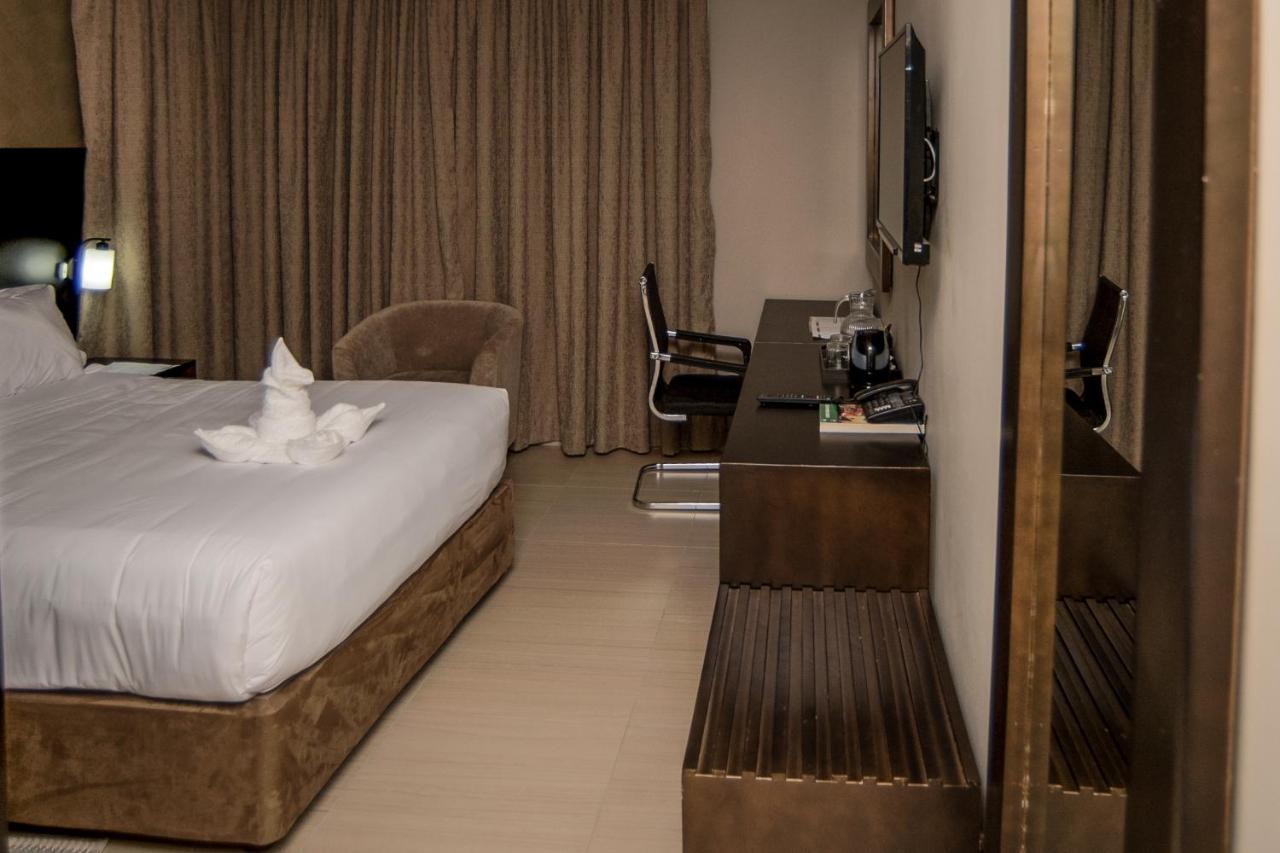 Peaconwood Boutique Villa Palapye ภายนอก รูปภาพ